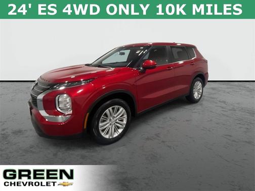 2024 Mitsubishi Outlander ES