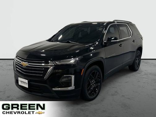 Black 2023 Chevrolet Traverse LT Cloth