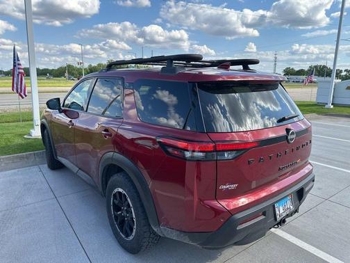 2023 Nissan Pathfinder Rock Creek