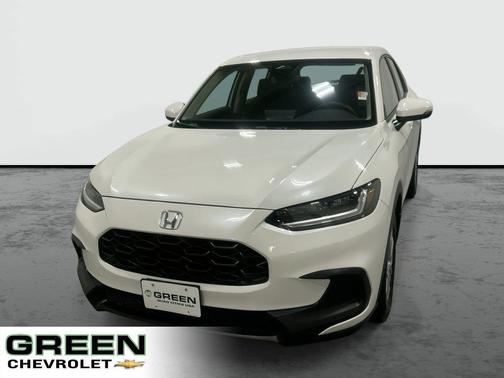 White 2024 Honda HR-V LX