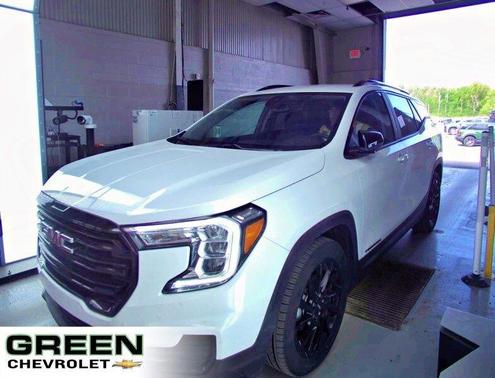 White 2024 GMC Terrain SLE