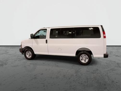 2025 Chevrolet Express 2500 LS