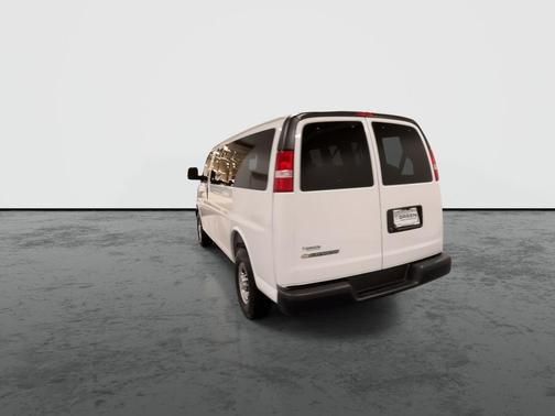 2025 Chevrolet Express 2500 LS