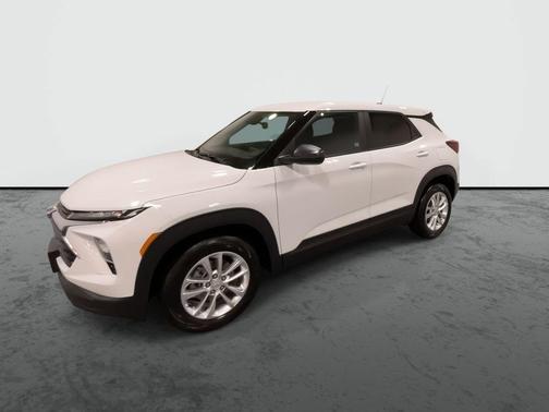 White 2026 Chevrolet Trailblazer LS