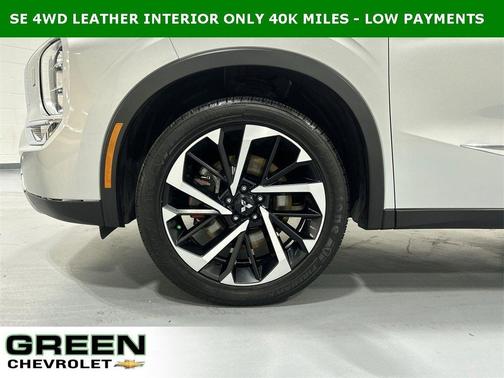 2022 Mitsubishi Outlander SE