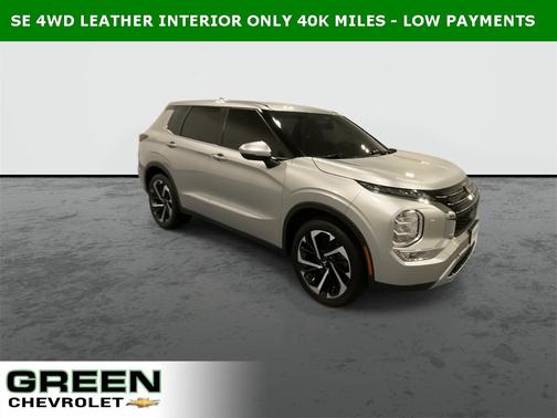 2022 Mitsubishi Outlander SE