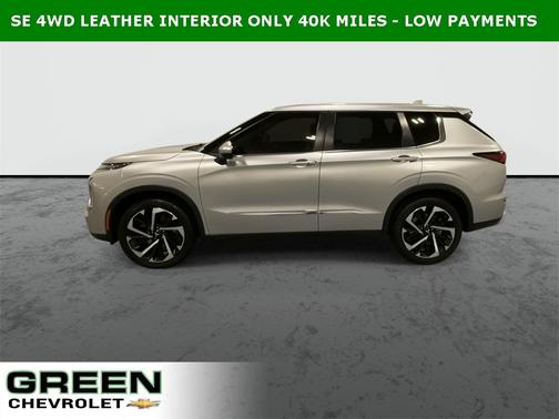 2022 Mitsubishi Outlander SE
