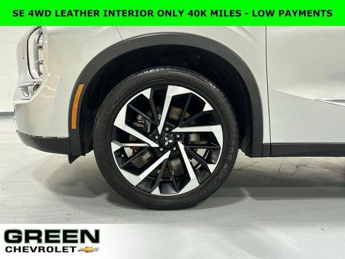 2022 Mitsubishi Outlander SE