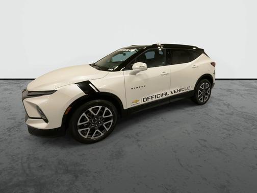 White 2025 Chevrolet Blazer RS