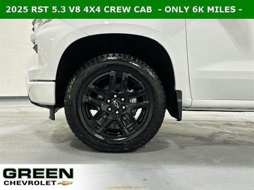 2025 Chevrolet Silverado 1500 RST