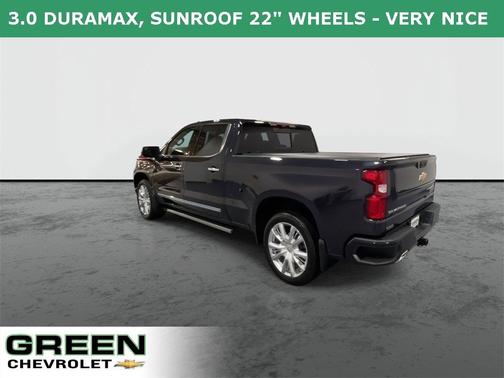 2022 Chevrolet Silverado 1500 High Country