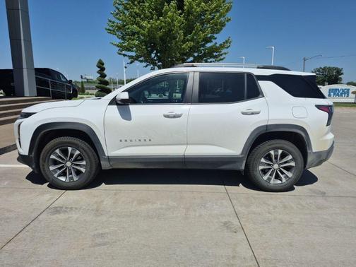 White 2025 Chevrolet Equinox LT