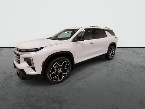 White 2026 Chevrolet Traverse High Country