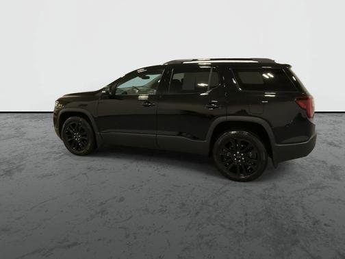 Black 2023 GMC Acadia SLT