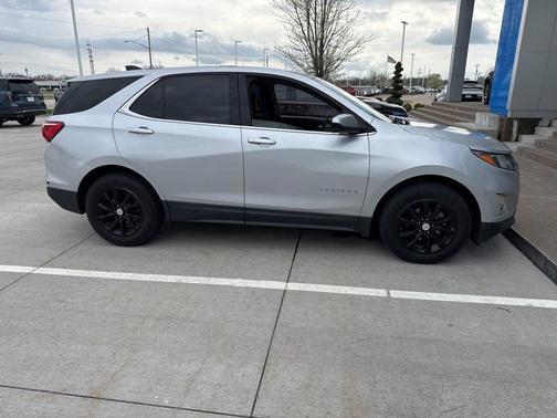 Gray 2018 Chevrolet Equinox 1LT