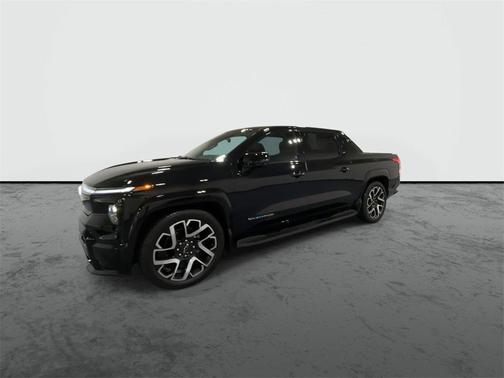 2024 Chevrolet Silverado EV RST