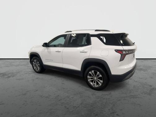 White 2025 Chevrolet Equinox LT