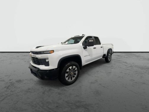 White 2025 Chevrolet Silverado 2500 Custom