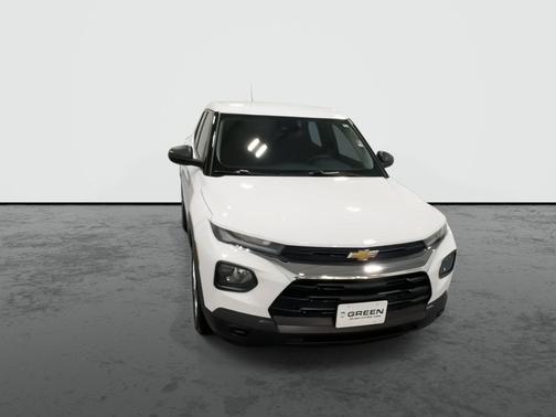 White 2023 Chevrolet Trailblazer LS