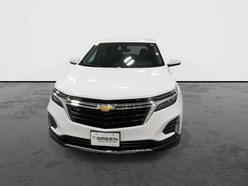 White 2024 Chevrolet Equinox LT