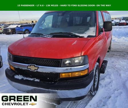 2024 Chevrolet Express 3500 LT