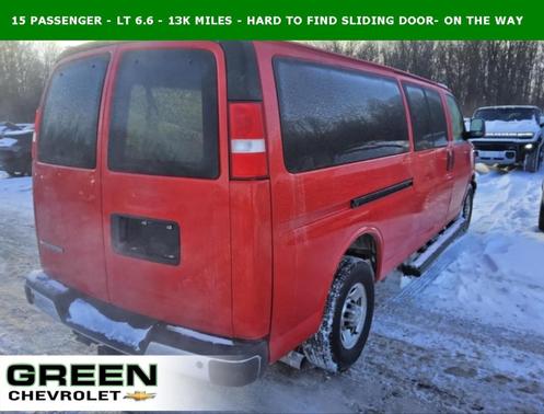 2024 Chevrolet Express 3500 LT