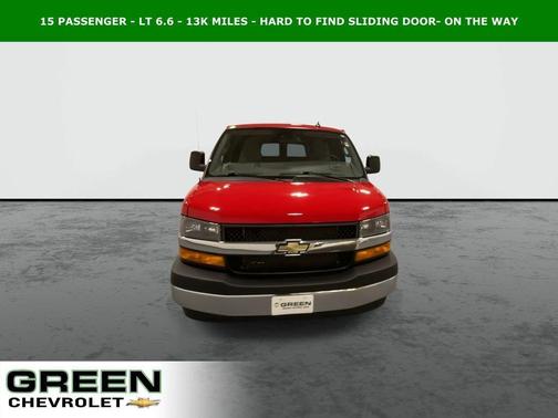 2024 Chevrolet Express 3500 LT