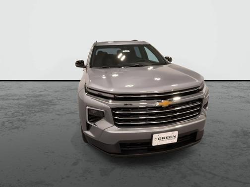 Gray 2026 Chevrolet Traverse LT
