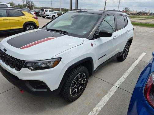 2026 Jeep Compass Trailhawk