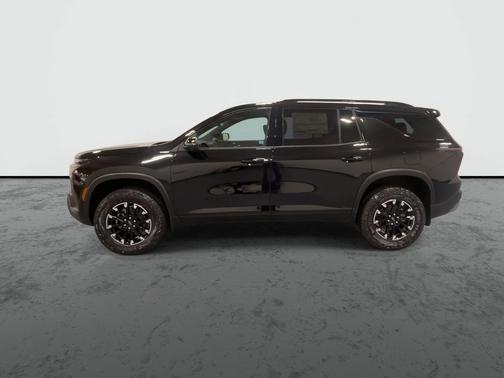 Black 2026 Chevrolet Traverse Z71