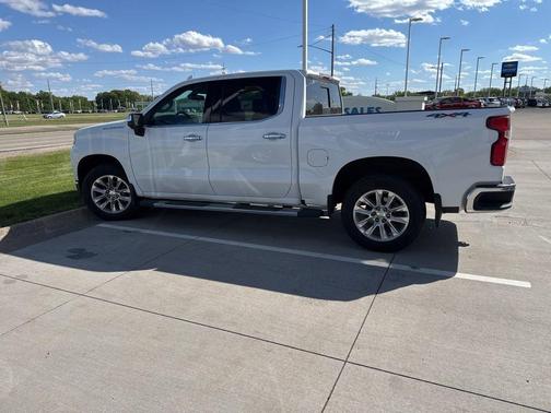 White 2019 Chevrolet Silverado 1500 LTZ