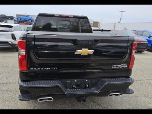Black 2025 Chevrolet Silverado 1500 High Country