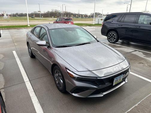 2024 Hyundai ELANTRA HEV Blue