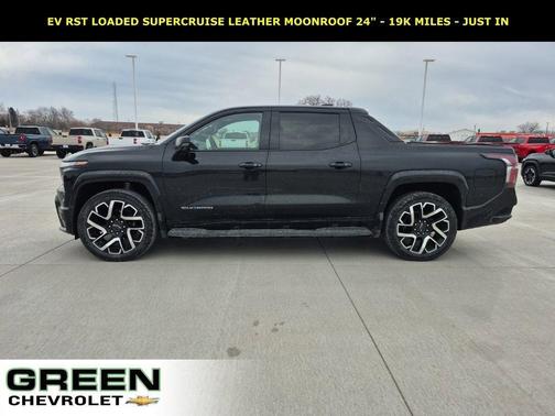 2024 Chevrolet Silverado EV RST