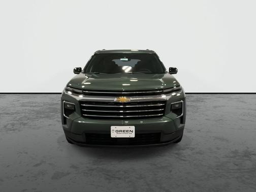 Green 2027 Chevrolet Traverse LT