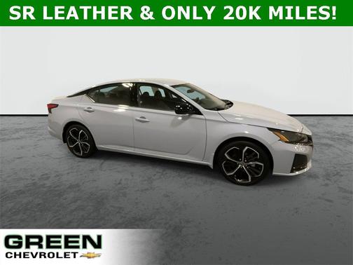 2023 Nissan Altima 2.5 SR