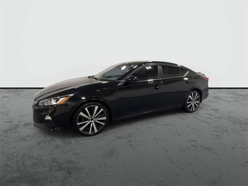 2019 Nissan Altima 2.0 SR