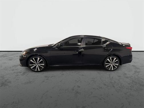 2019 Nissan Altima 2.0 SR