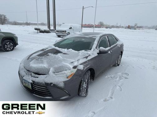 2016 Toyota Camry XLE