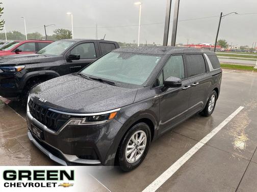 2023 Kia Carnival LX