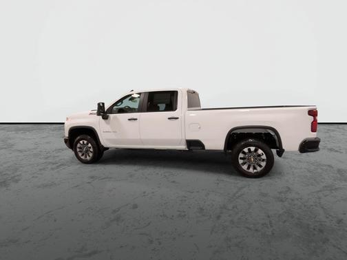 White 2026 Chevrolet Silverado 2500 Custom