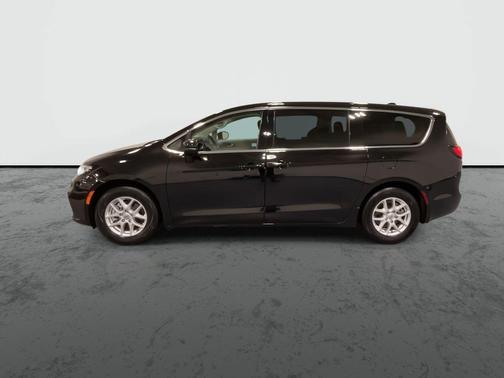 2024 Chrysler Pacifica Touring-L