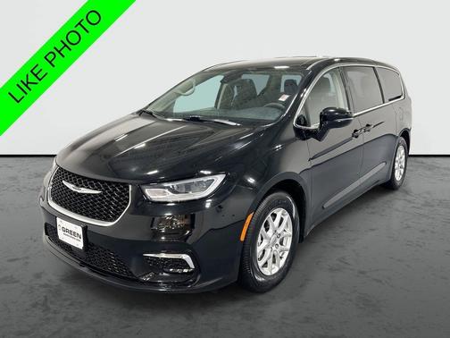 2024 Chrysler Pacifica Touring-L