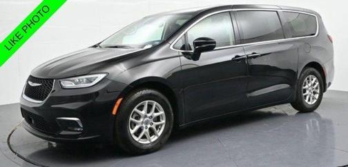 2024 Chrysler Pacifica Touring-L