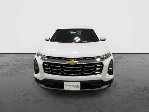 White 2027 Chevrolet Equinox LT