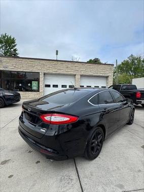 2015 Ford Fusion SE
