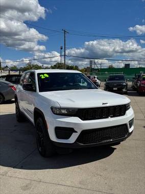2024 Jeep Grand Cherokee Altitude