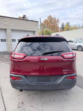 2016 Jeep Cherokee Sport