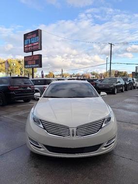 2014 Lincoln MKZ Base