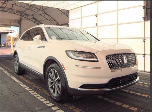 2021 Lincoln Nautilus Standard